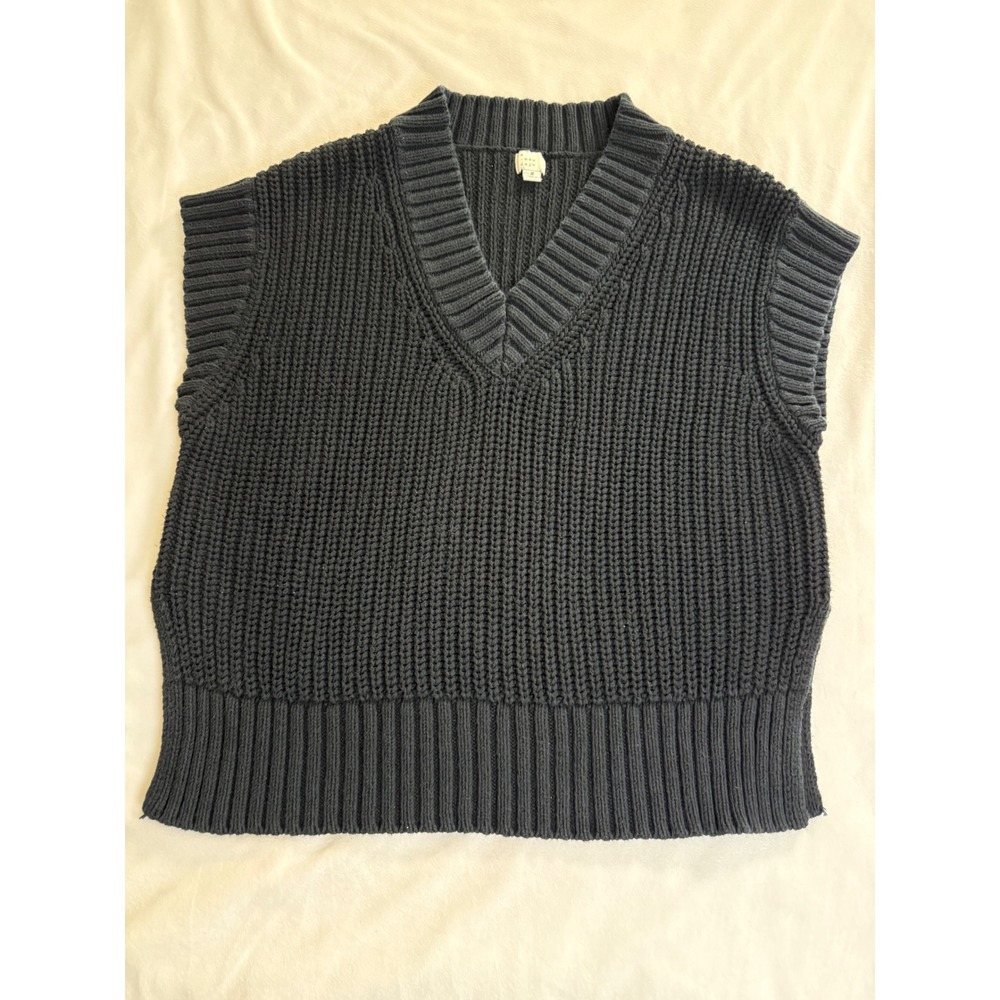A New Day Womens V-Neck Chunky Shaker Knit Sweater Vest Charcoal Gray Medium